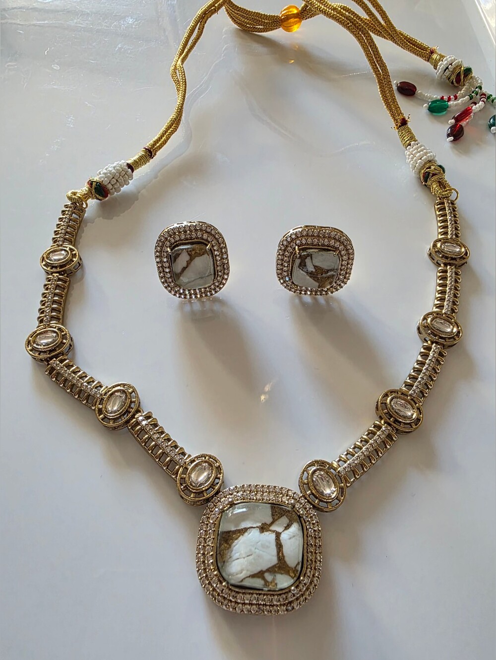 Gold-Tone White Marbled Pendant Necklace & Earrings Set